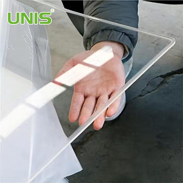 UNIS 1220 × 2440 مم لوح أكريليك شفاف