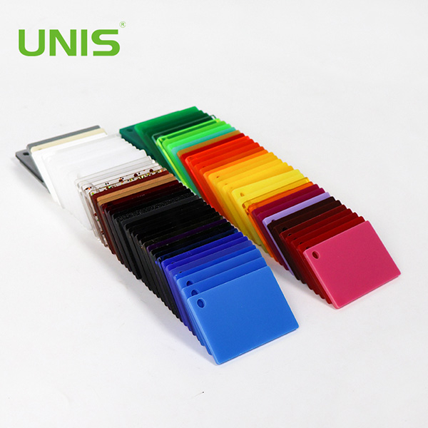 صفائح مرآة سوداء من الأكريليك متوفرة في المخزون