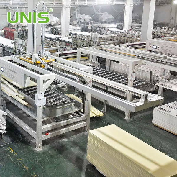 لوح رغوة UNIS Wpc/pvc لوح إسفنجي من البولي فينيل كلوريد 6 مم لاصق أسود صلب