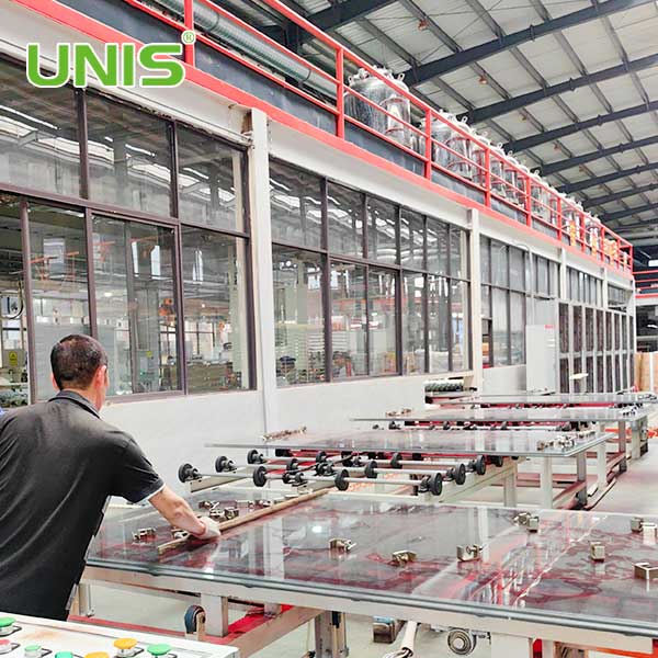 UNIS 1220 × 2440 مم لوح أكريليك شفاف